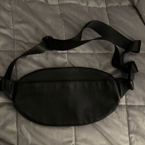 Women’s Black Leather Crossbody Bag